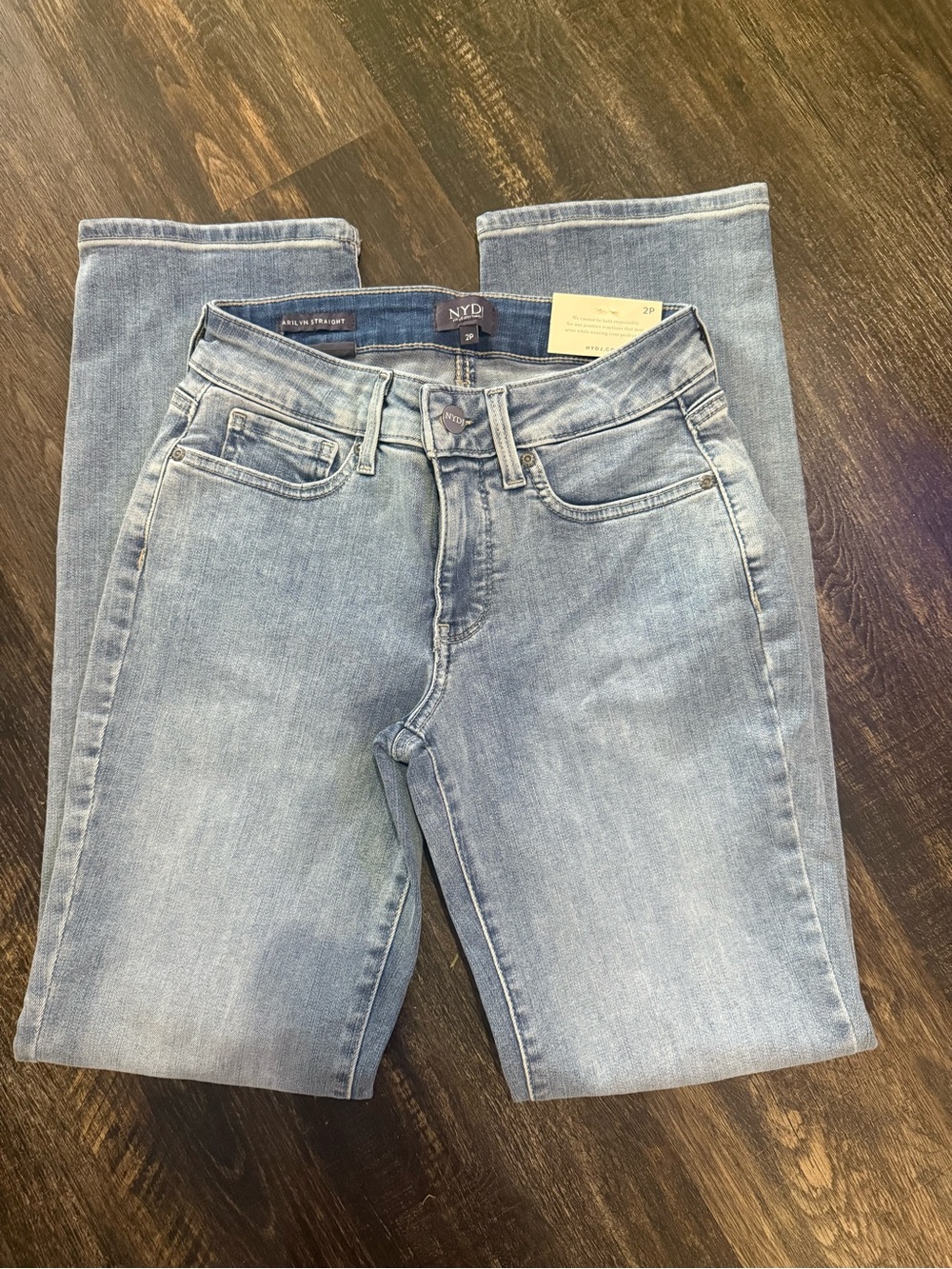 NWT NYDJ Marilyn Straight Lift Tuck Jeans 2P Petite Light Wash